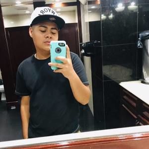 Meet your Posher, Denis